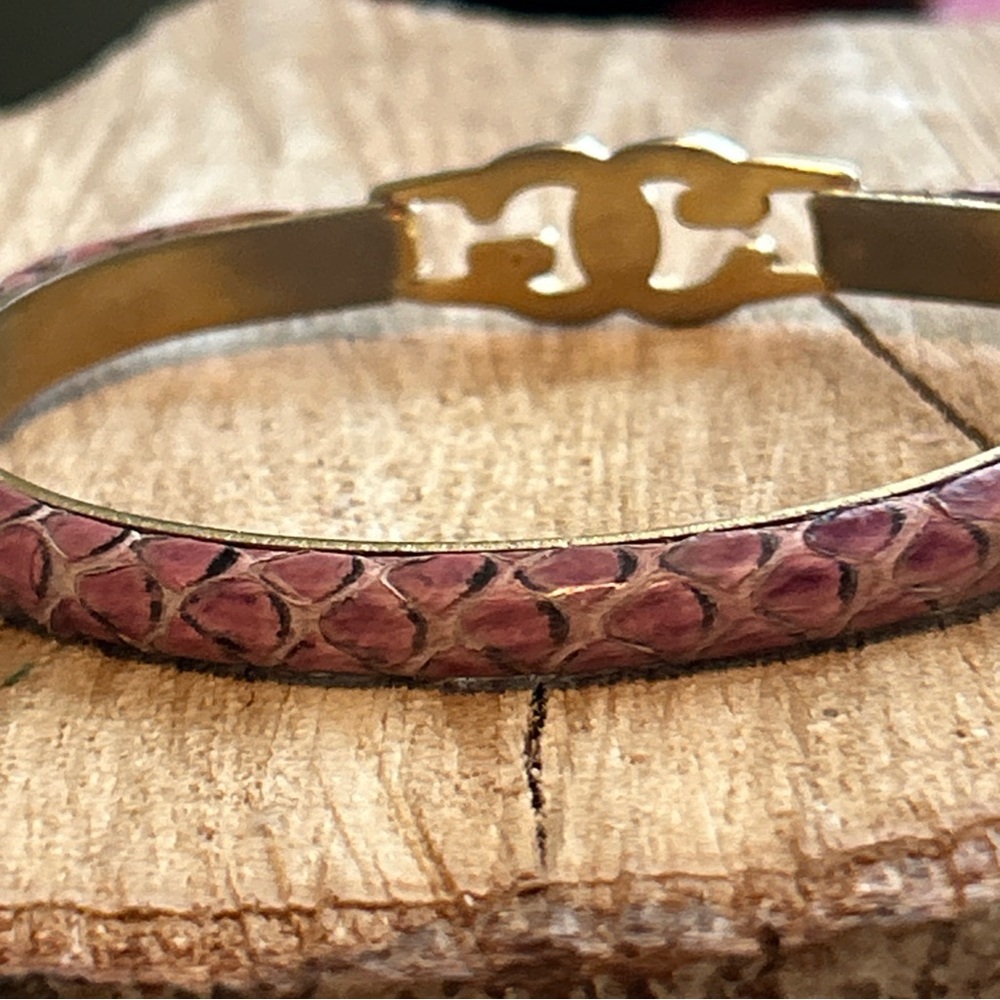 Authentic vintage Gucci Pink snakeskin bangle bracelet - Picture 5 of 11